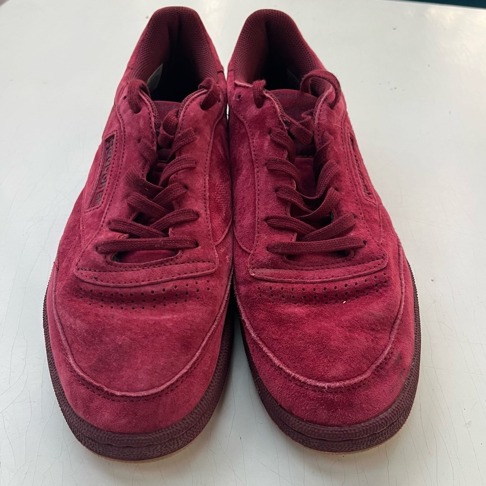 Reebok Club C sneakers, red suede / gum sole, Men's 11.5